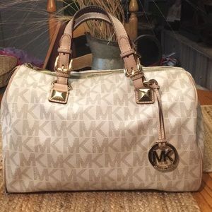 MK Purse